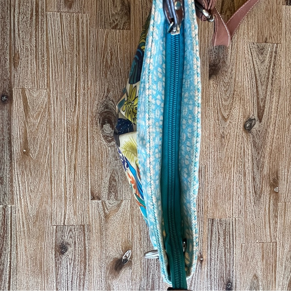 Merona Purse - Picture 6 of 6